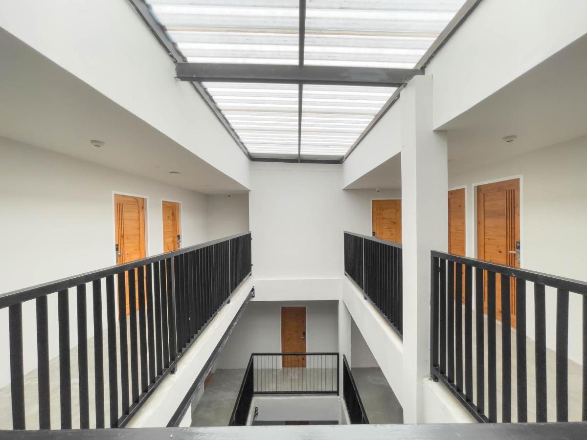 V1 Boutique Hotel 北碧府 外观 照片