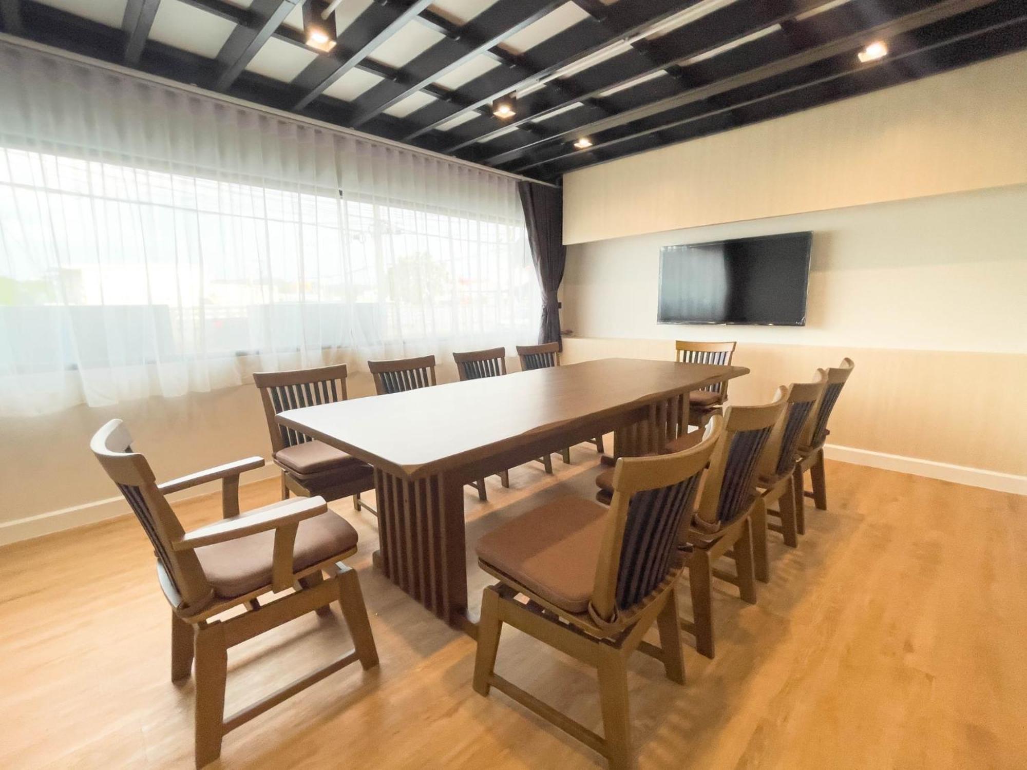 V1 Boutique Hotel 北碧府 外观 照片